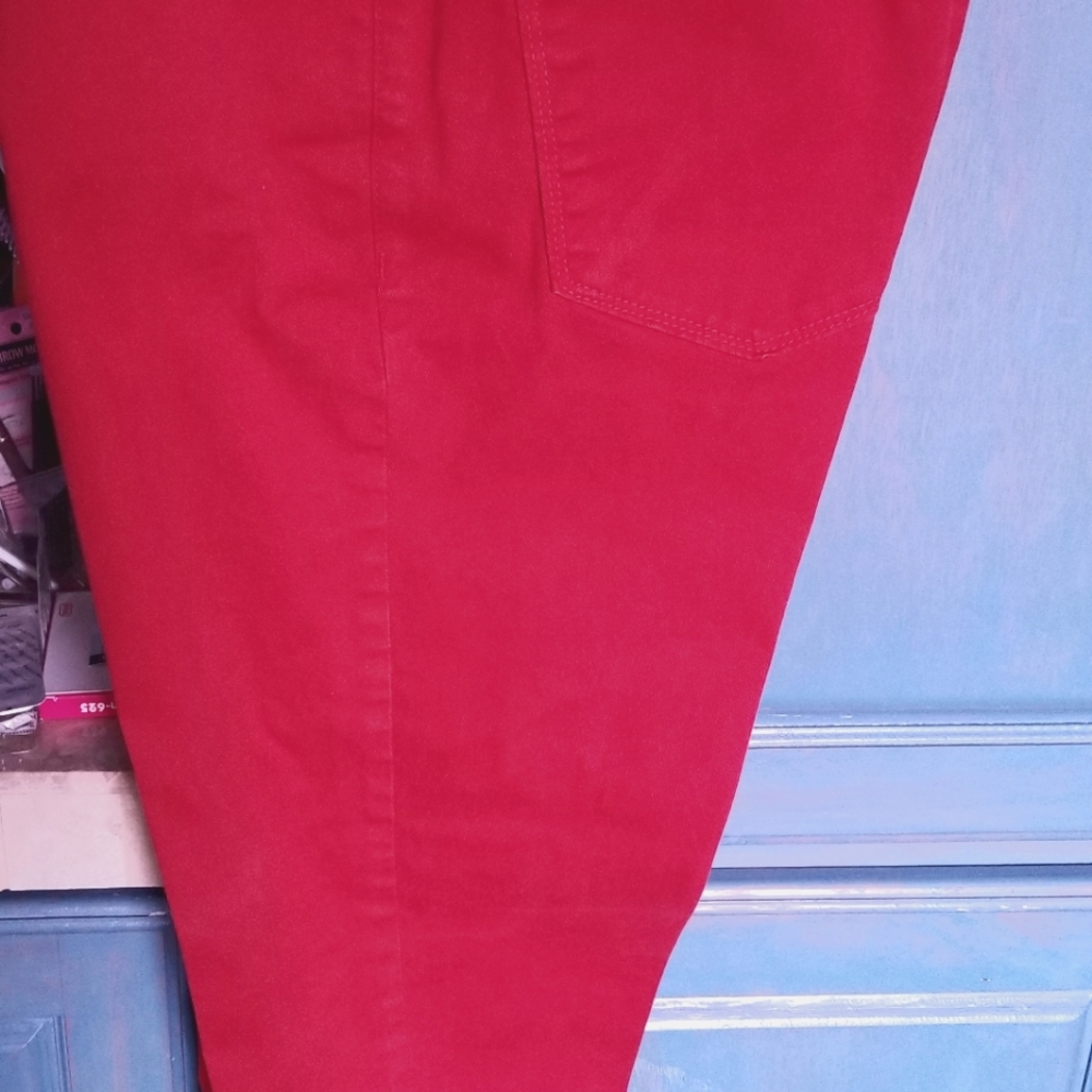 Ladies Pants color red cotton size 2p